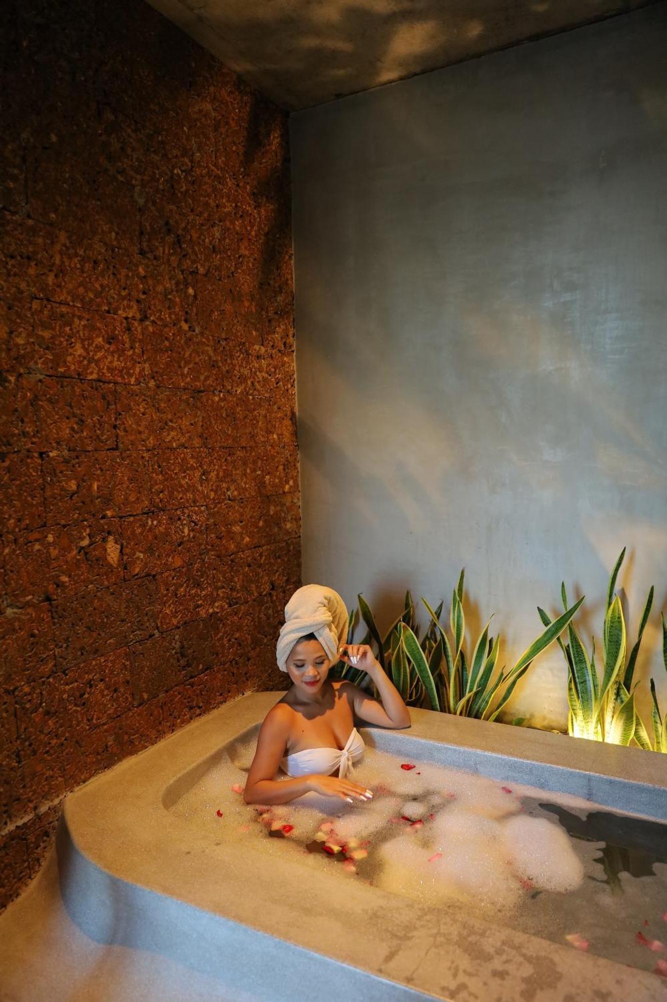 Thalia Boutique Hotel Hoian An Bàn Exterior photo